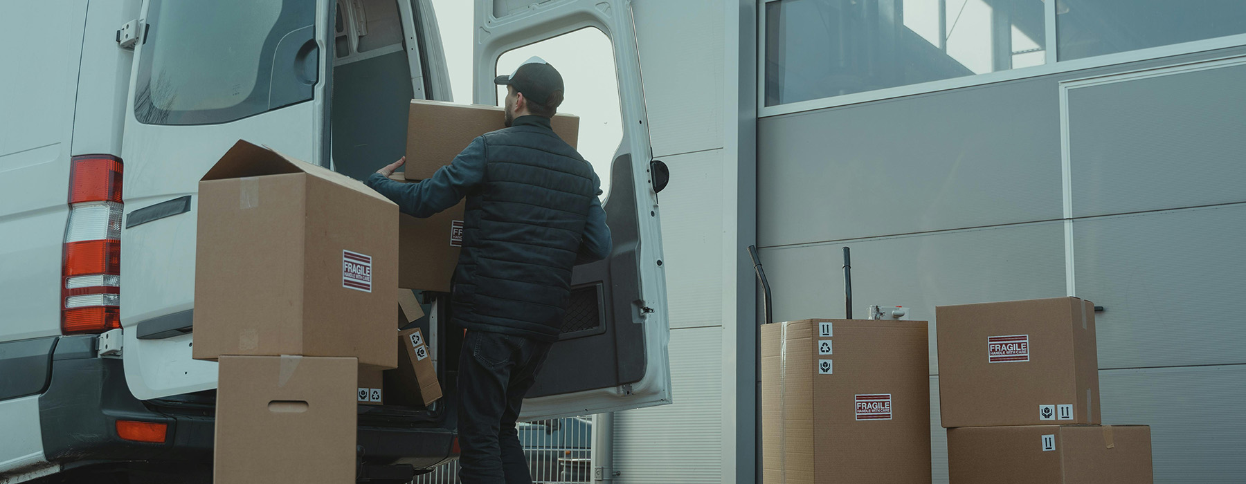 ​Forsendelse og levering​